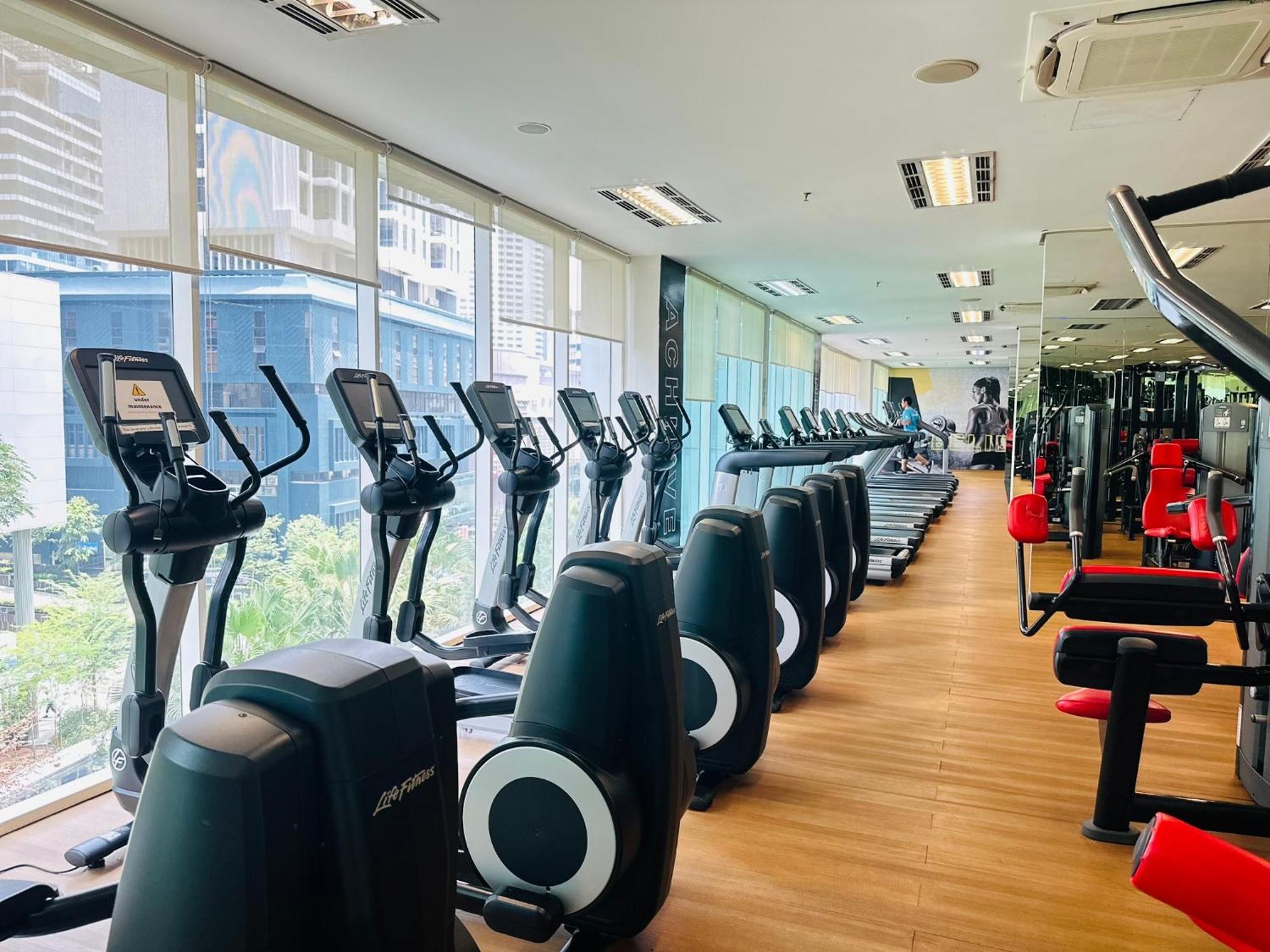 Soho Suites Klcc By Comfort Suites Kuala Lumpur Eksteriør billede