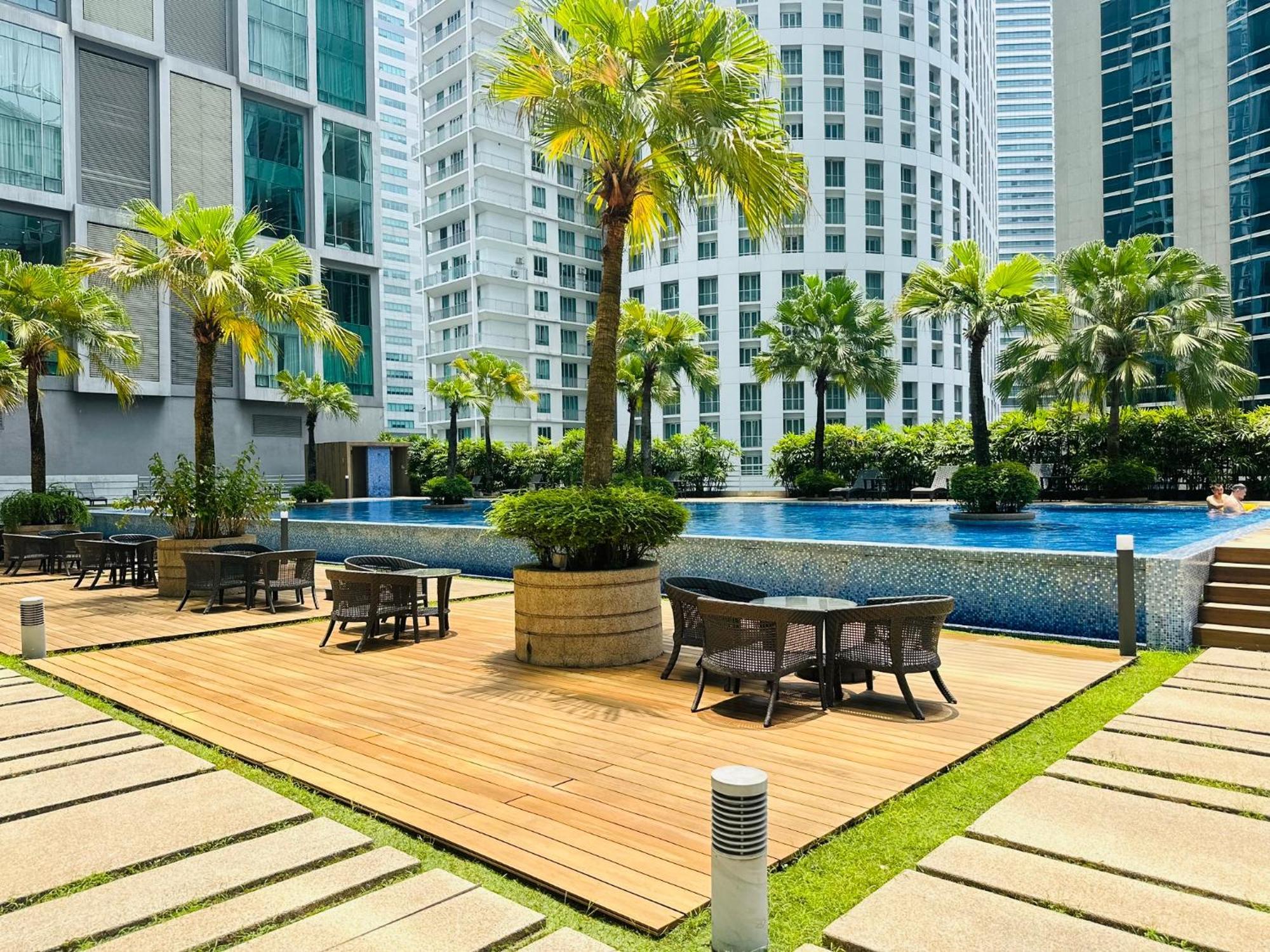 Soho Suites Klcc By Comfort Suites Kuala Lumpur Eksteriør billede