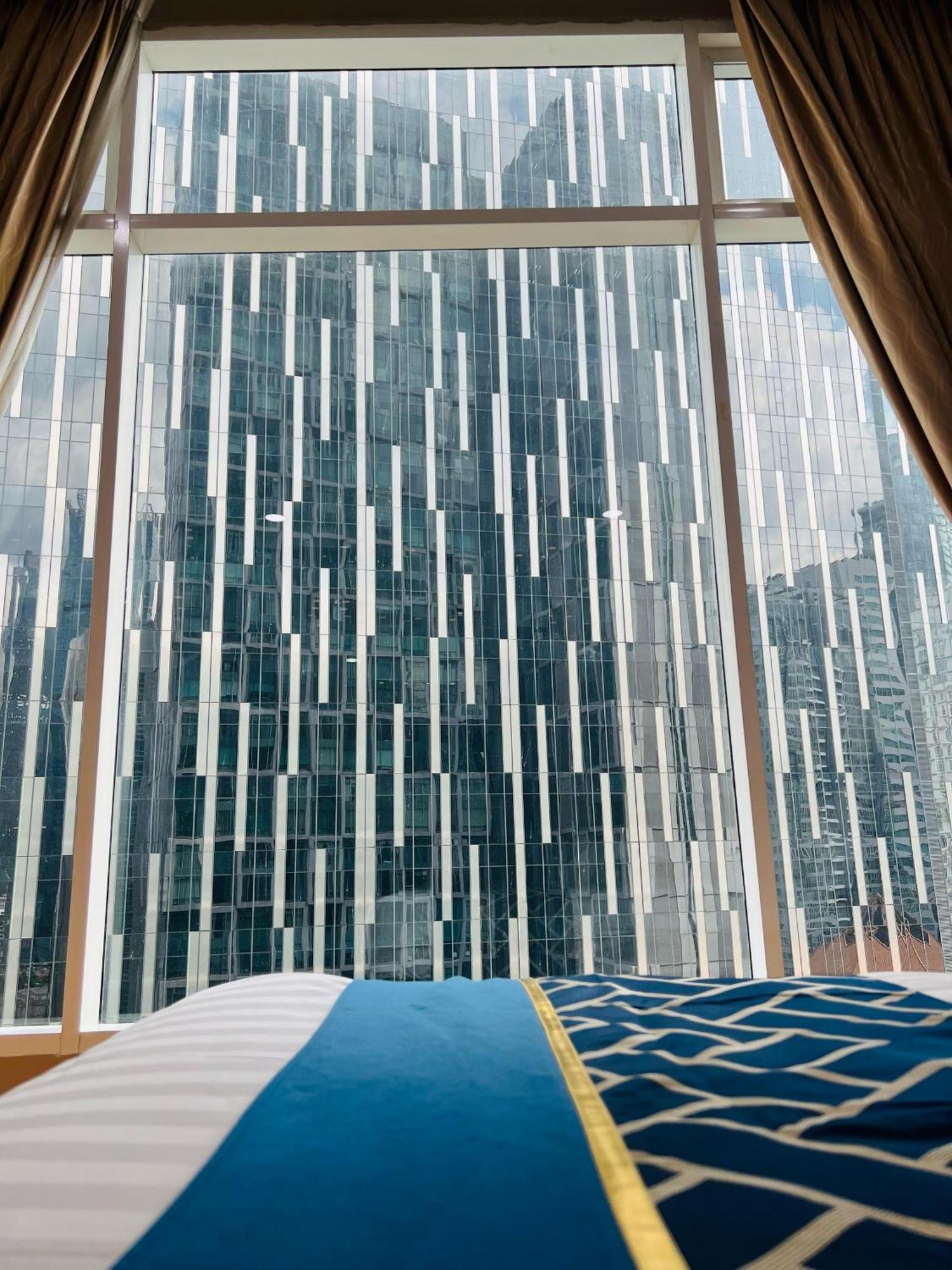 Soho Suites Klcc By Comfort Suites Kuala Lumpur Eksteriør billede
